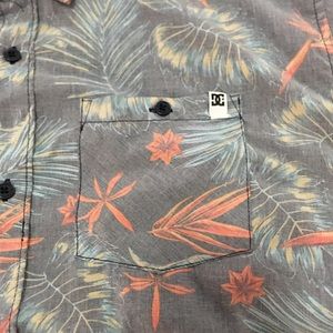 XL DC Button up